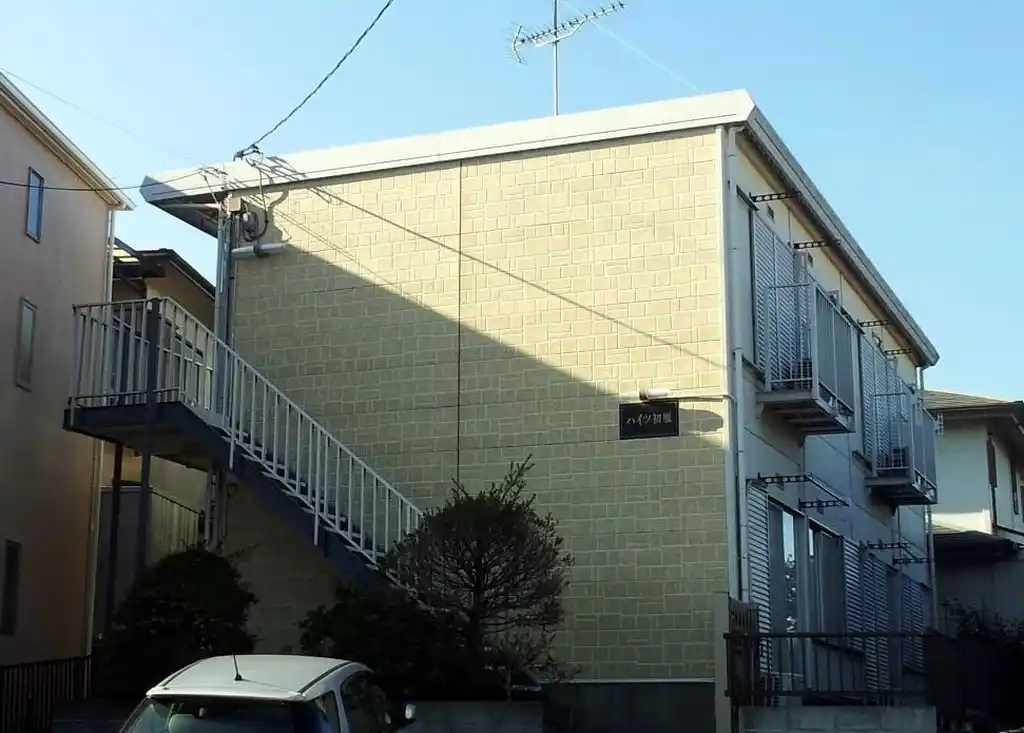 ハイツ初雁 外観