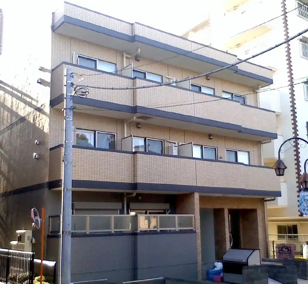 プラージュ 外観