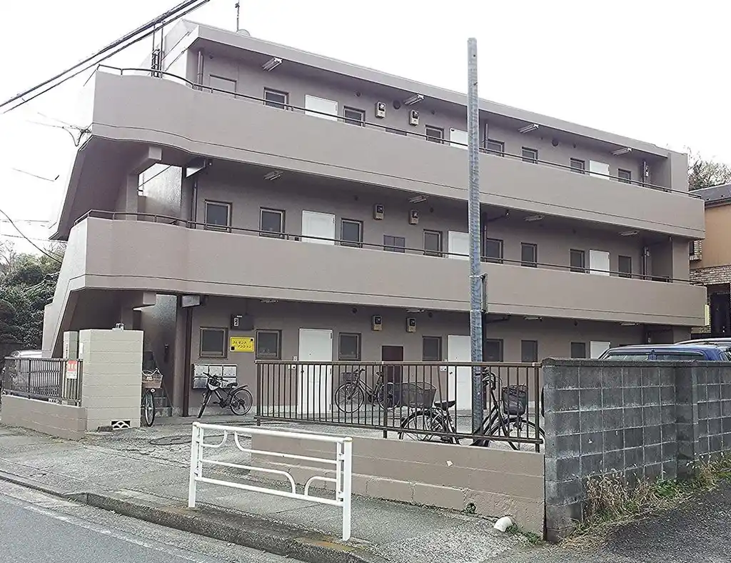 クレセントマンション 外観