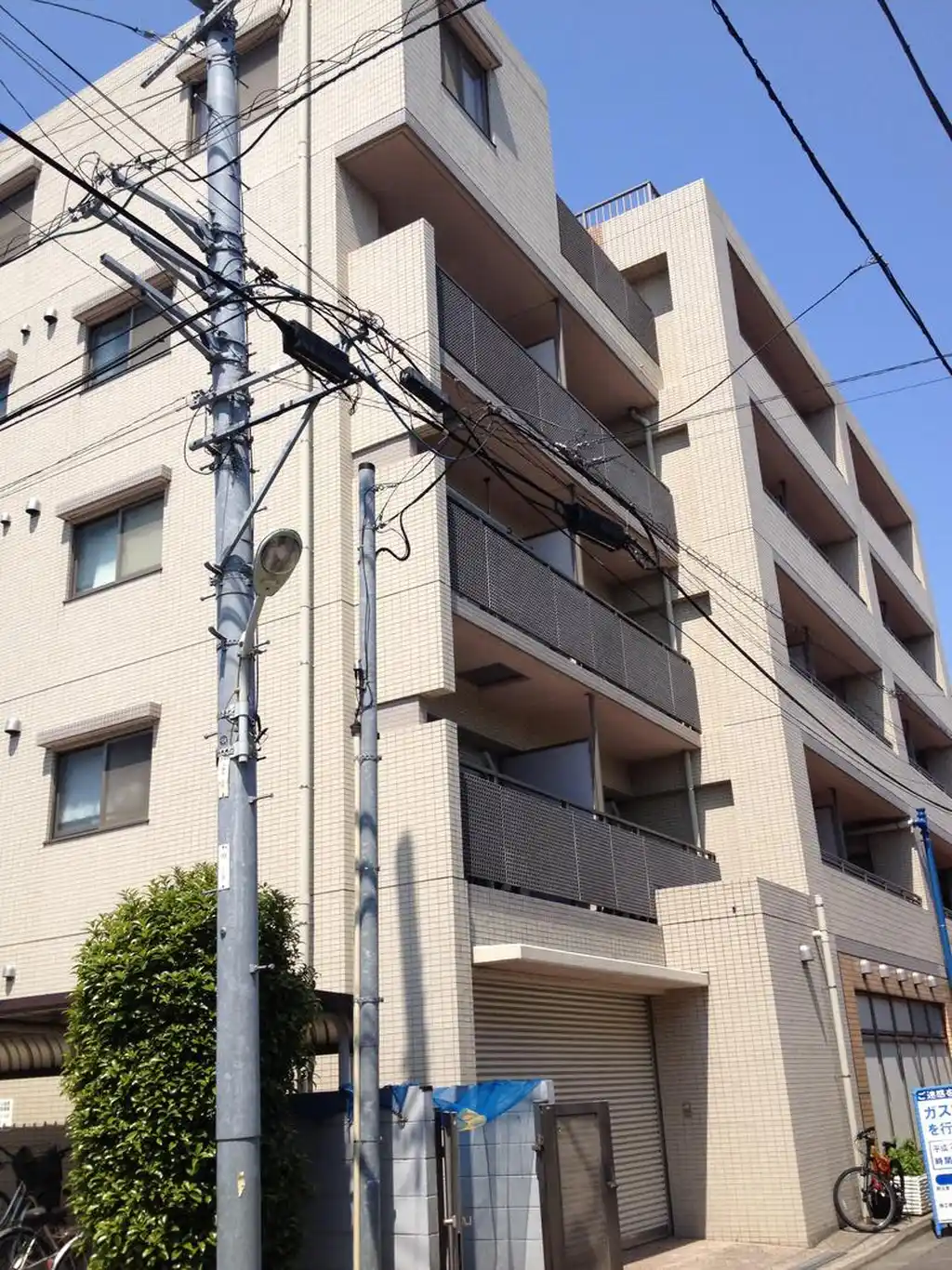 コンフォール慈恵 外観