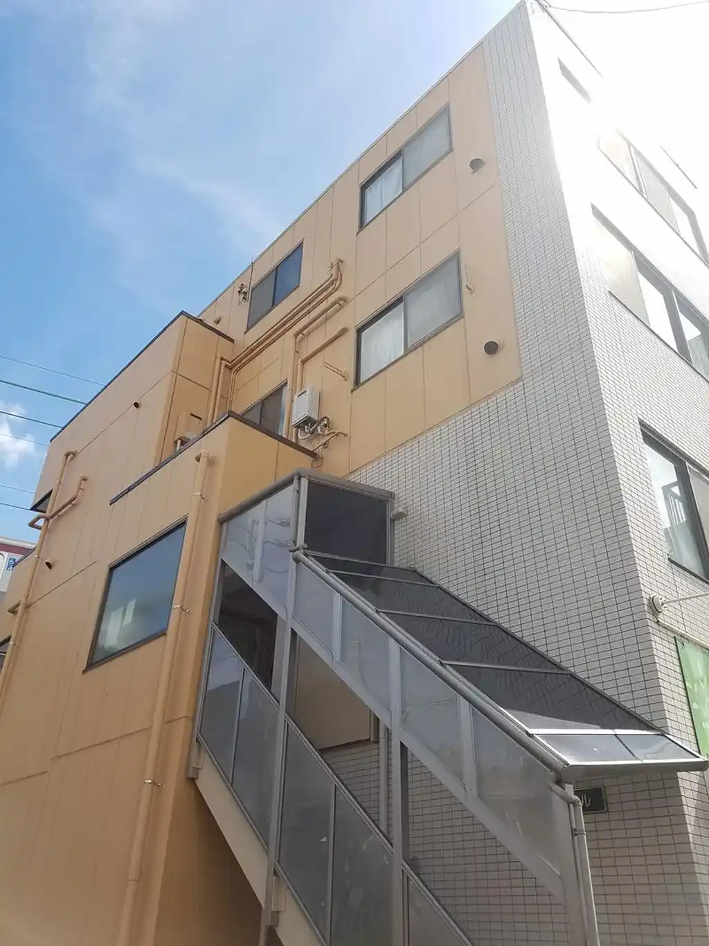 Y・Kビル 外観