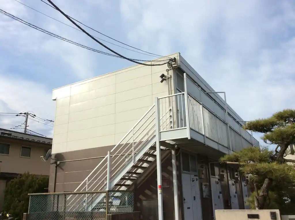 レオパレス聖蹟 外観