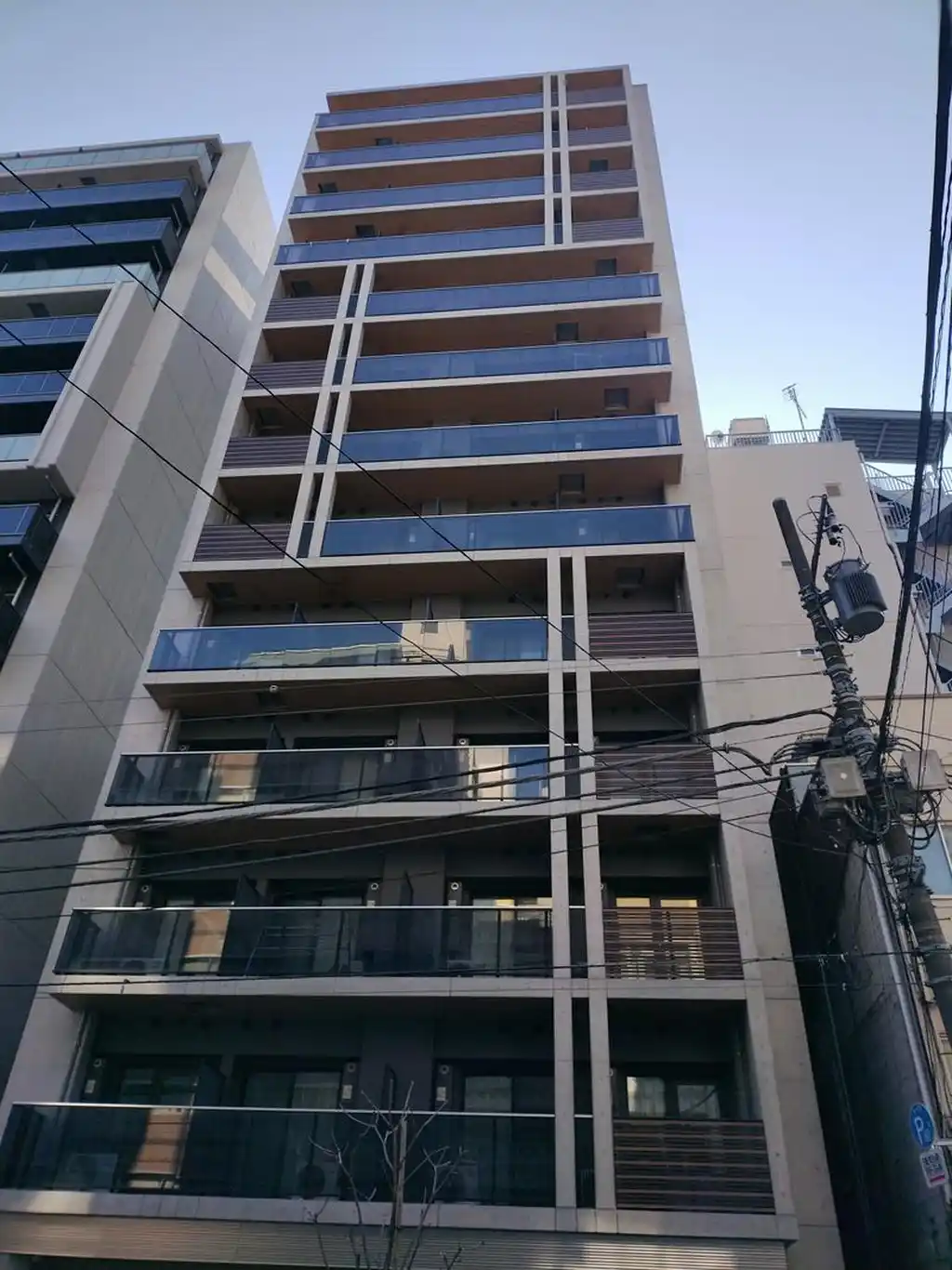 ZOOM秋葉原EAST 外観