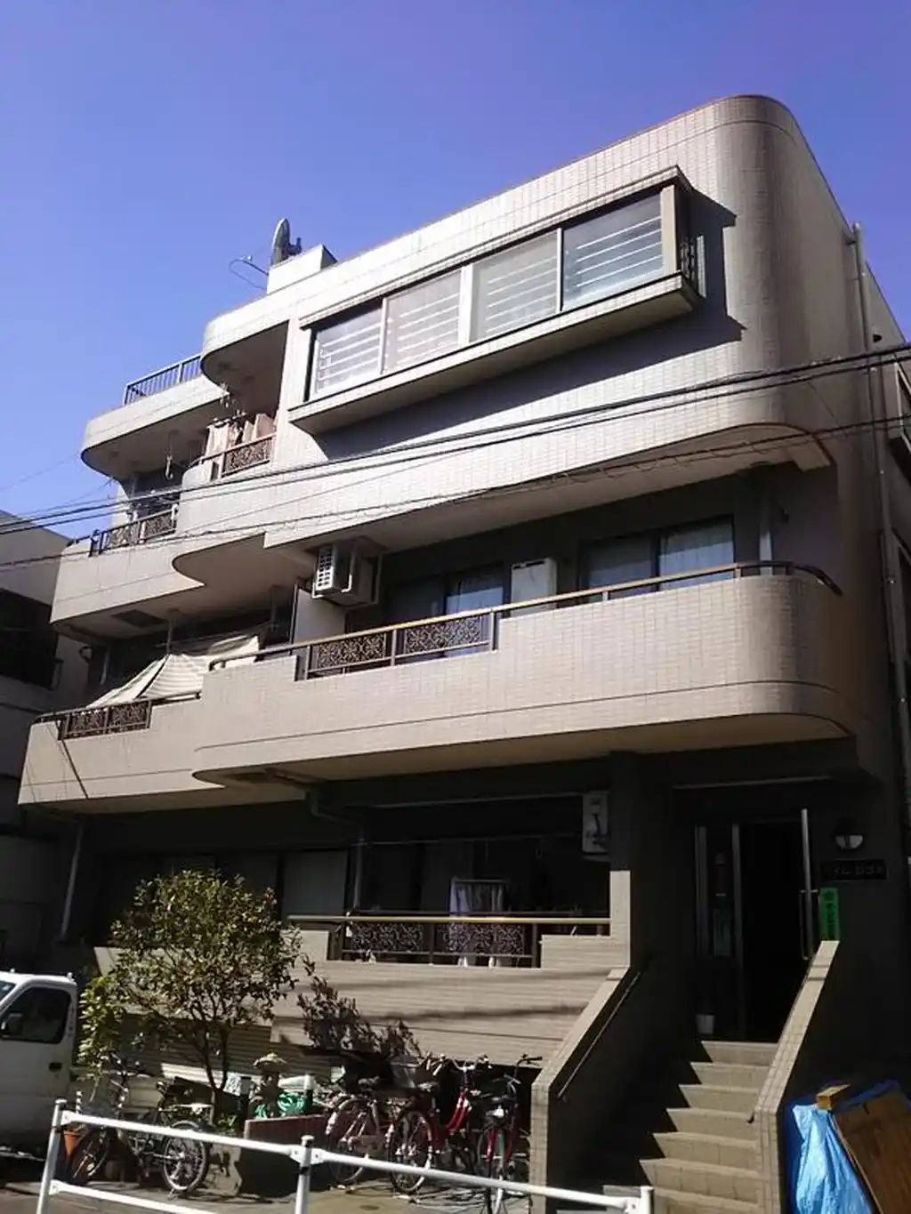 ハイムロゴス 外観