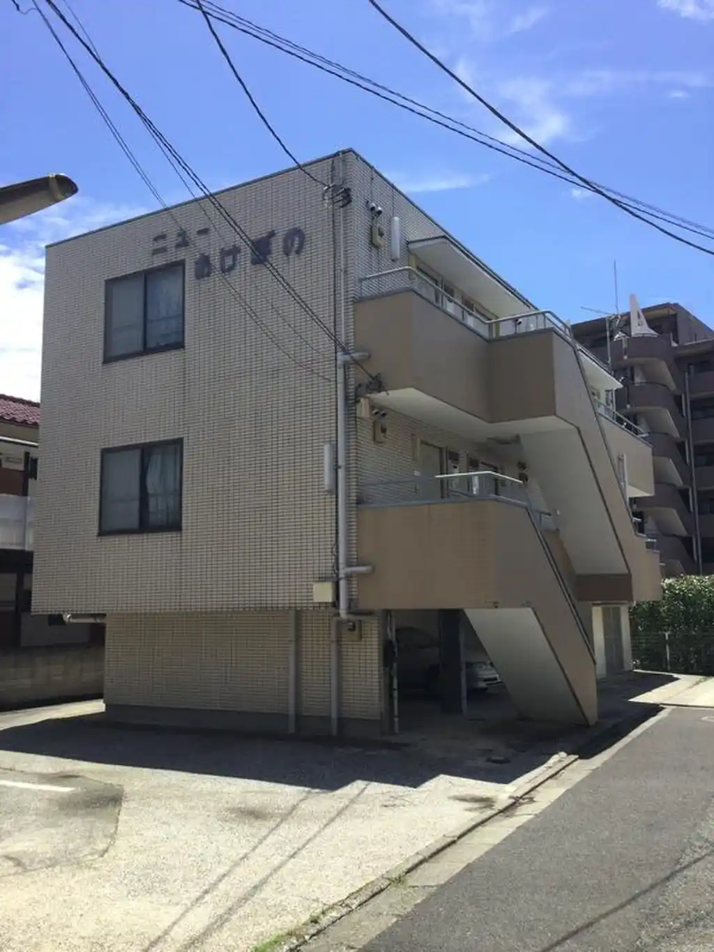 ニューあけぼの 外観