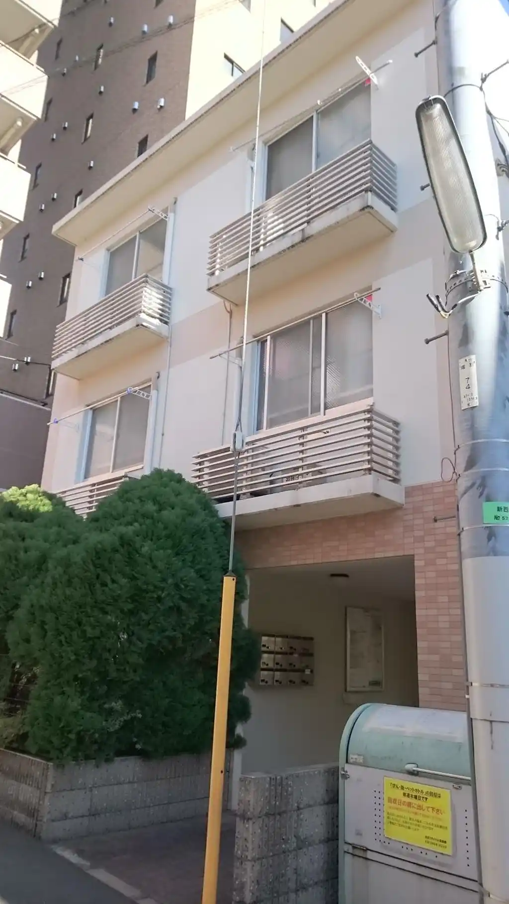 レオパレス御代の台 外観