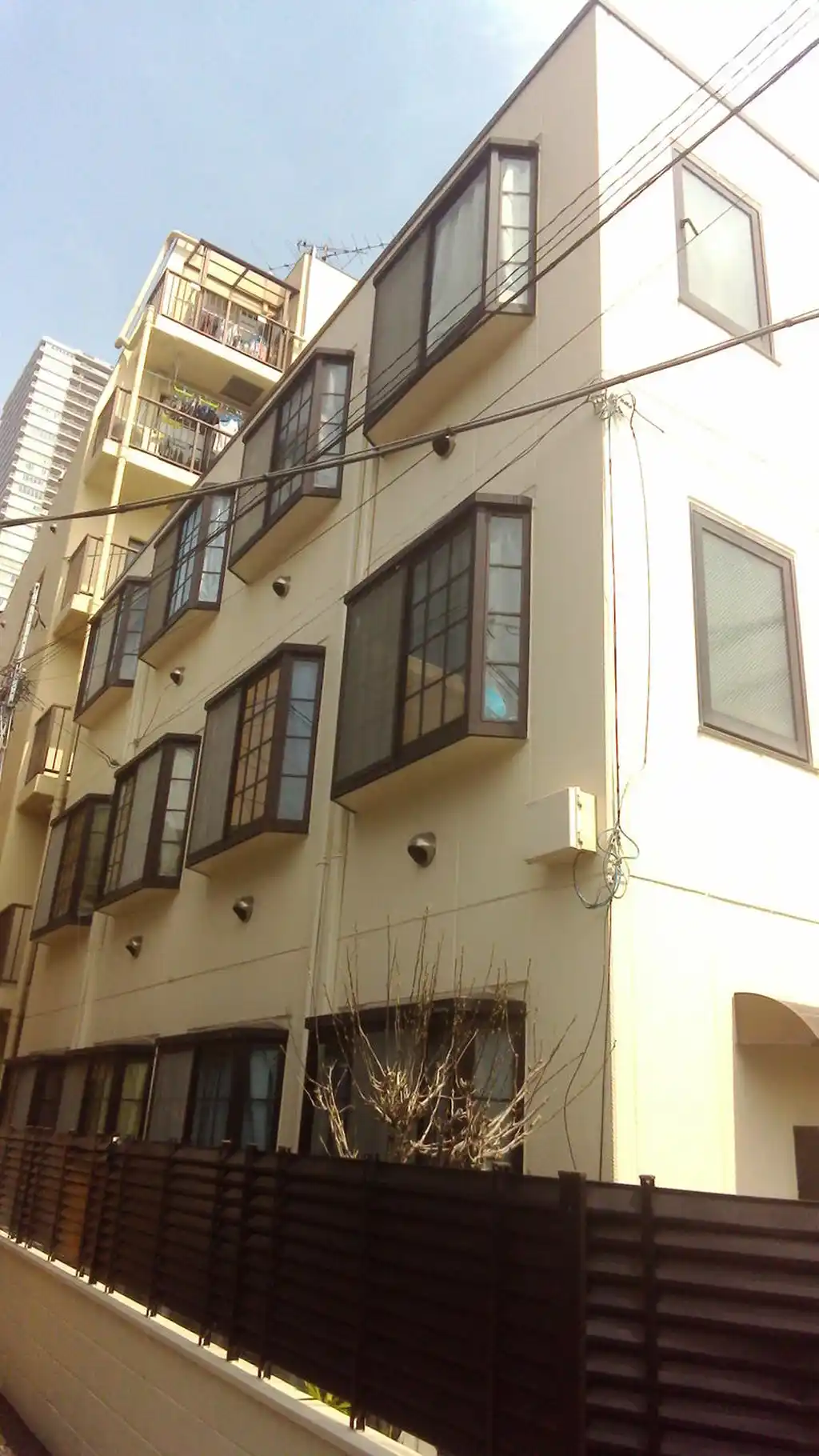 ロンジング 外観