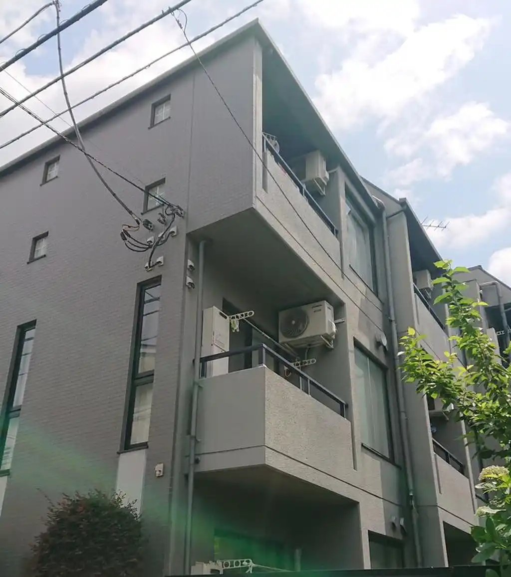 ファーストステップ 外観