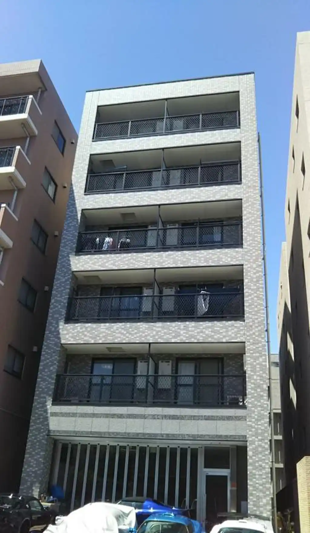 パルシャルムII 外観