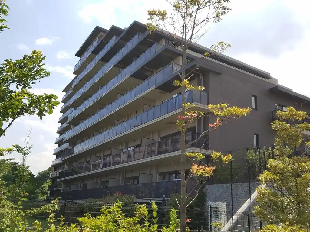 Brillia City 横浜磯子M棟 外観