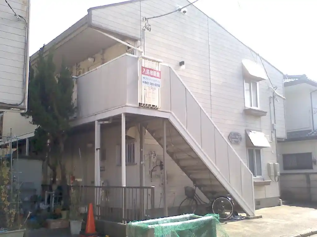 メゾンフローラ 外観