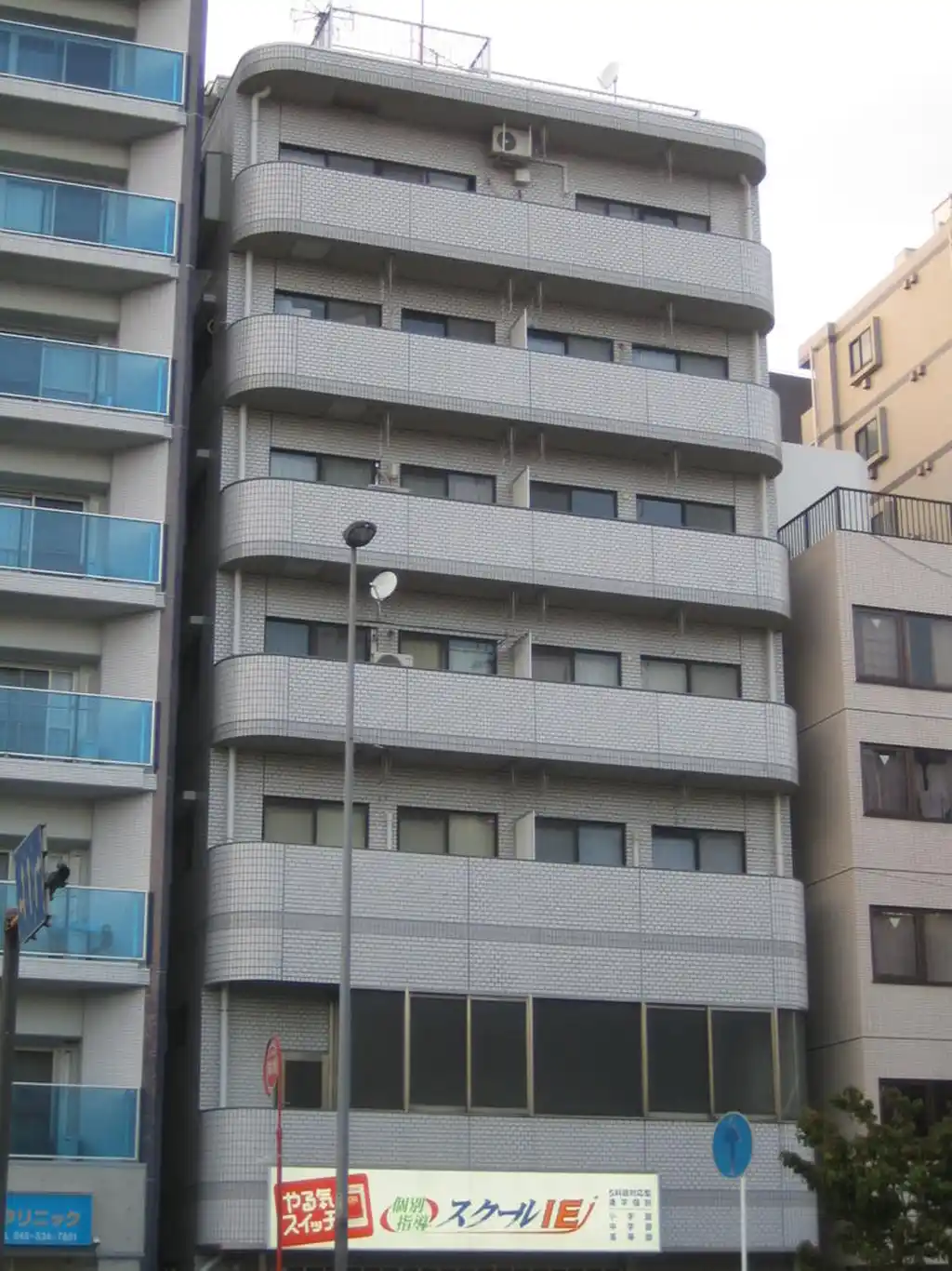 渡辺ビル 外観