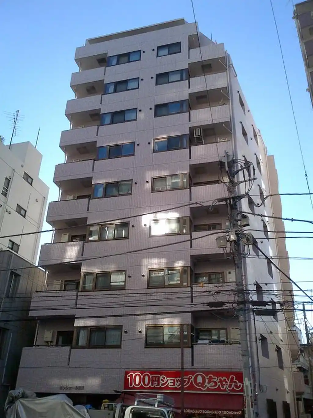 モンシェール根津 外観