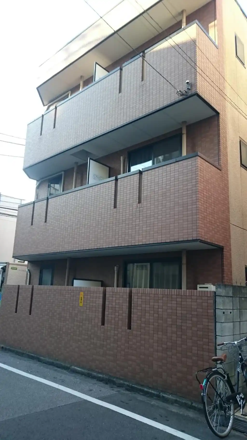 クリークコート 外観