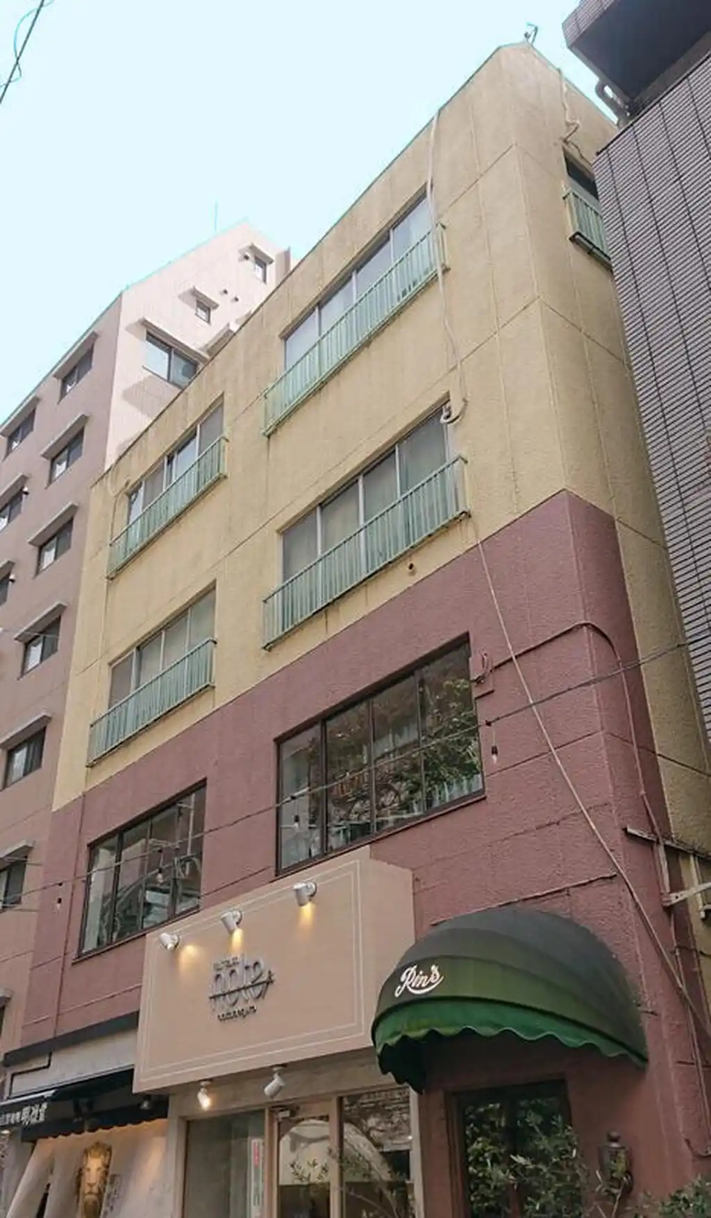 丸金ビル 外観