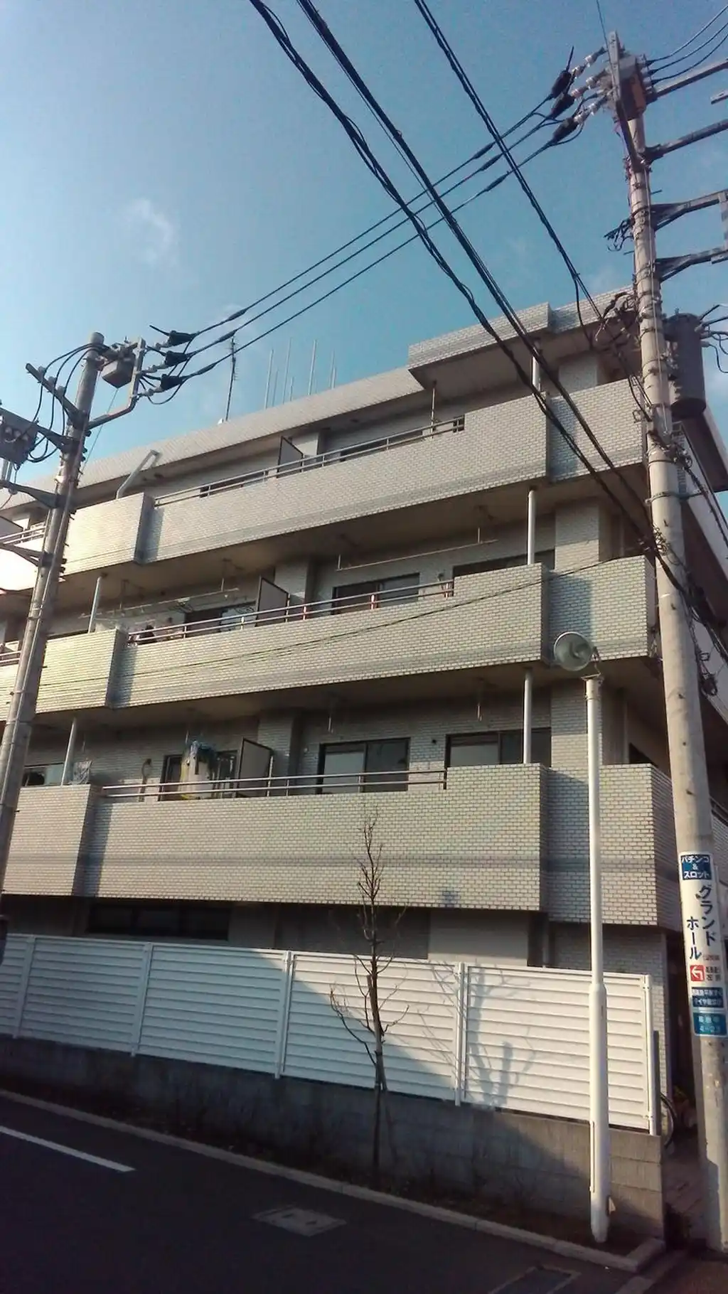 ファミリアミクソン 外観