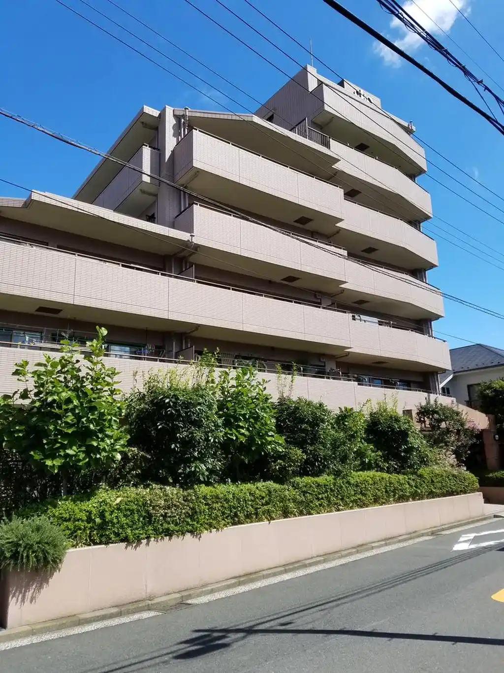 クリオ横浜大口 弐番館 外観