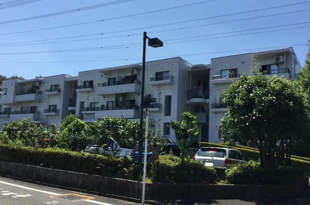 AZ松が谷32-1号棟 外観