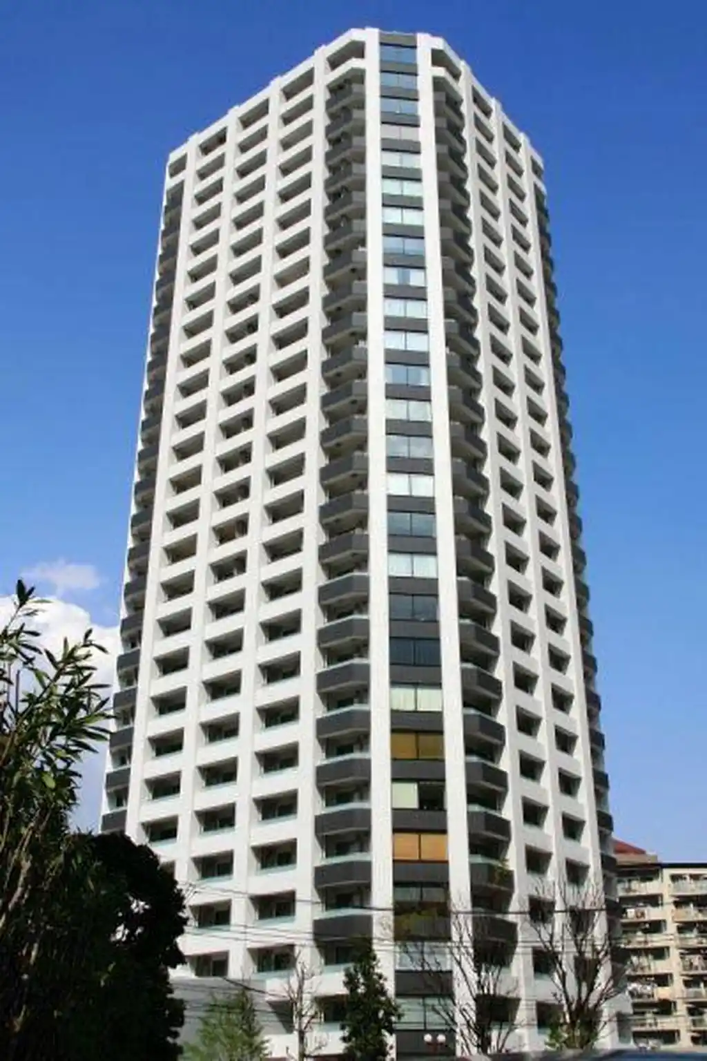 MID SOUTHERN RESIDENCE御殿山 外観