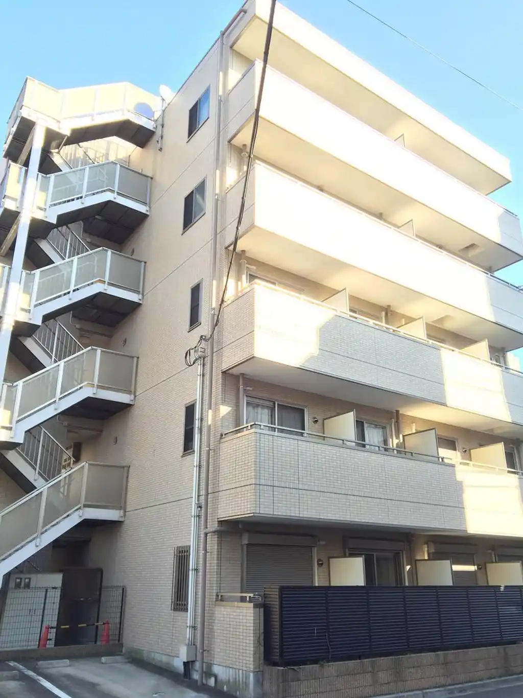 フロレスタ 外観