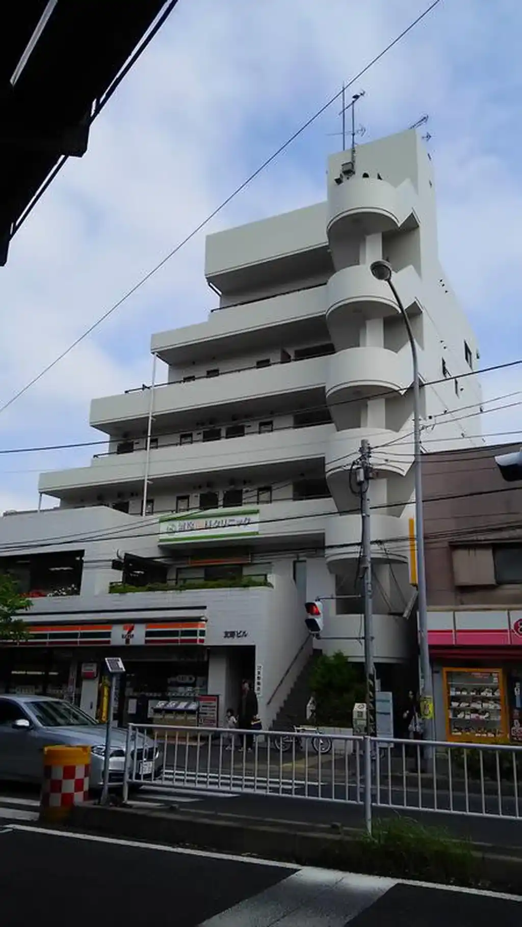 友野ビル 外観