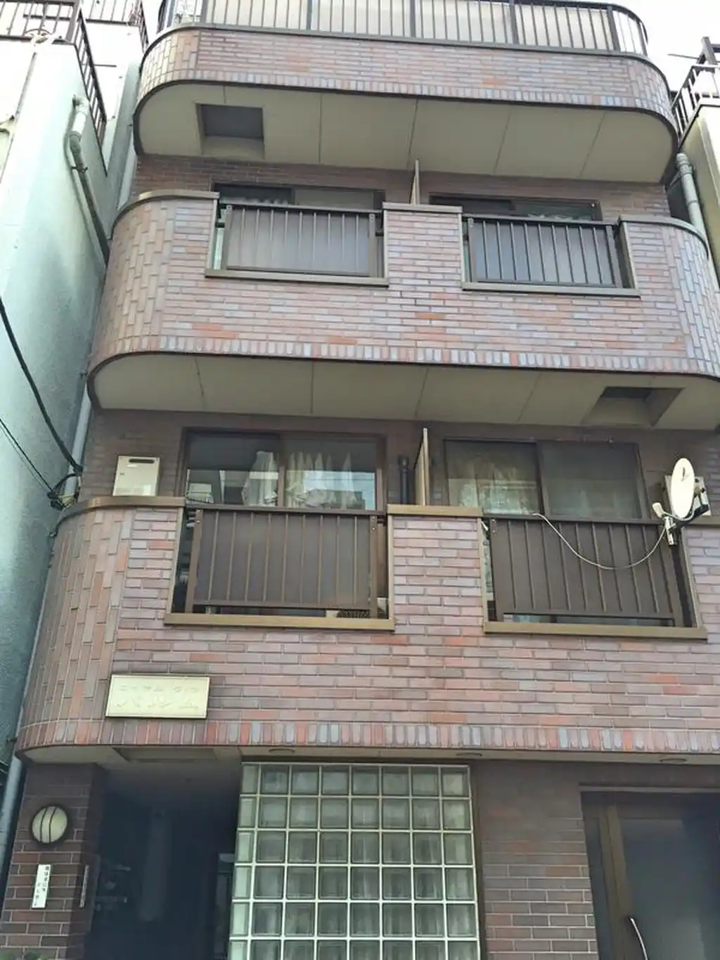 ロイヤルヴィラパルム 外観