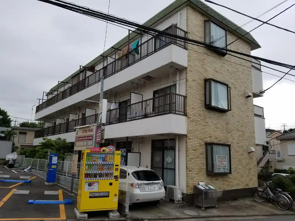 ベルメゾンツチヤ 外観