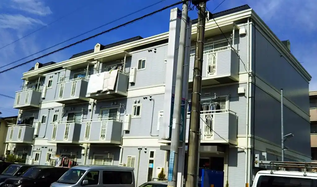 アゼリア7 外観