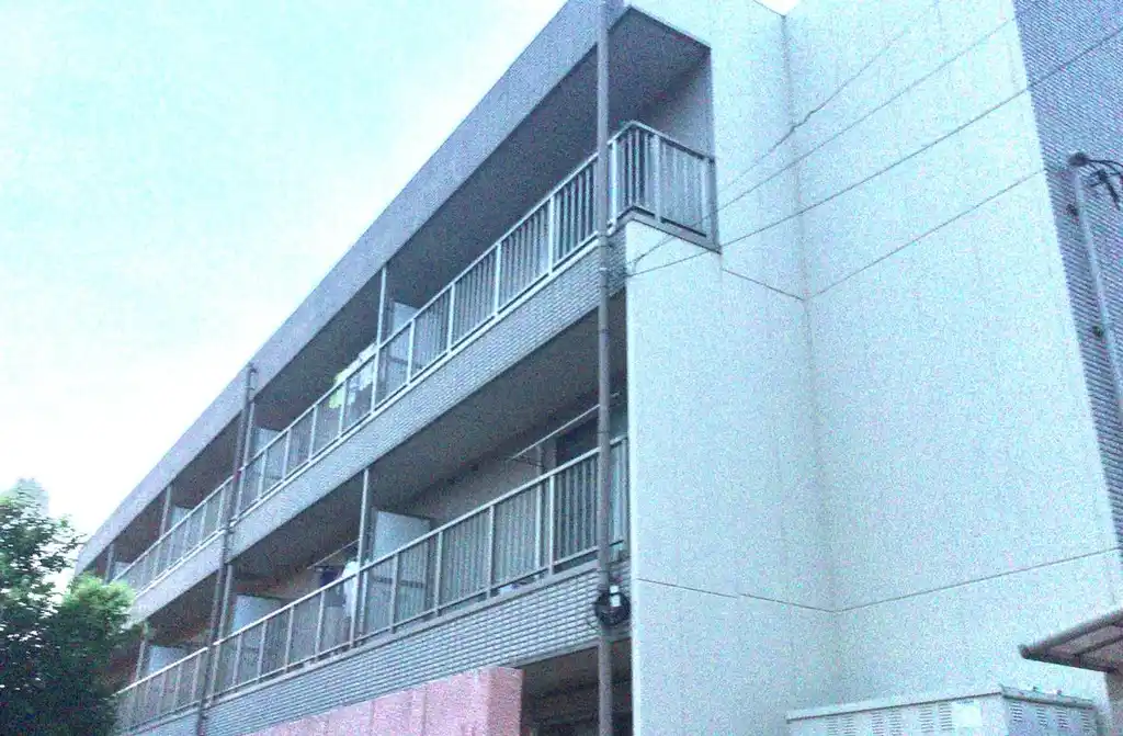 アンプルールフェールスラン 外観
