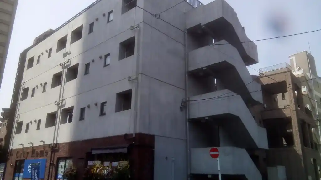 TNT BLD 外観