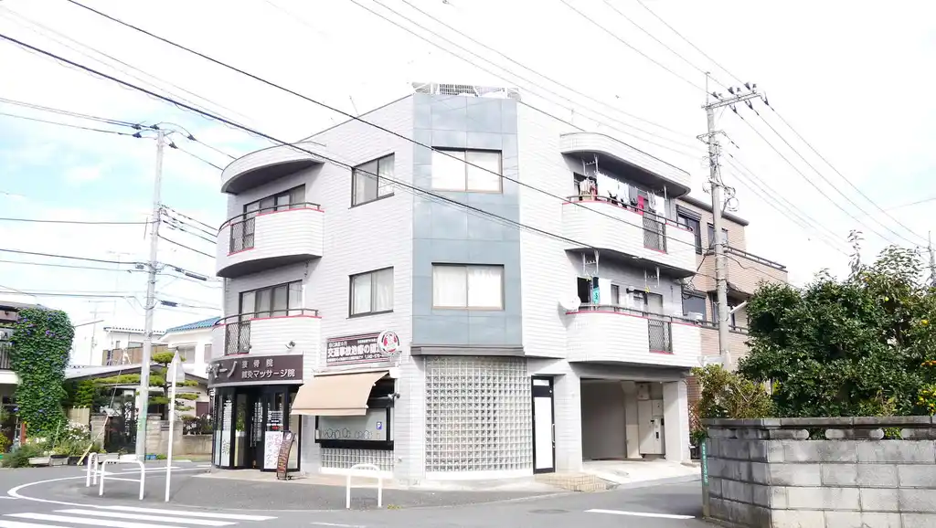 ウエストコート 外観