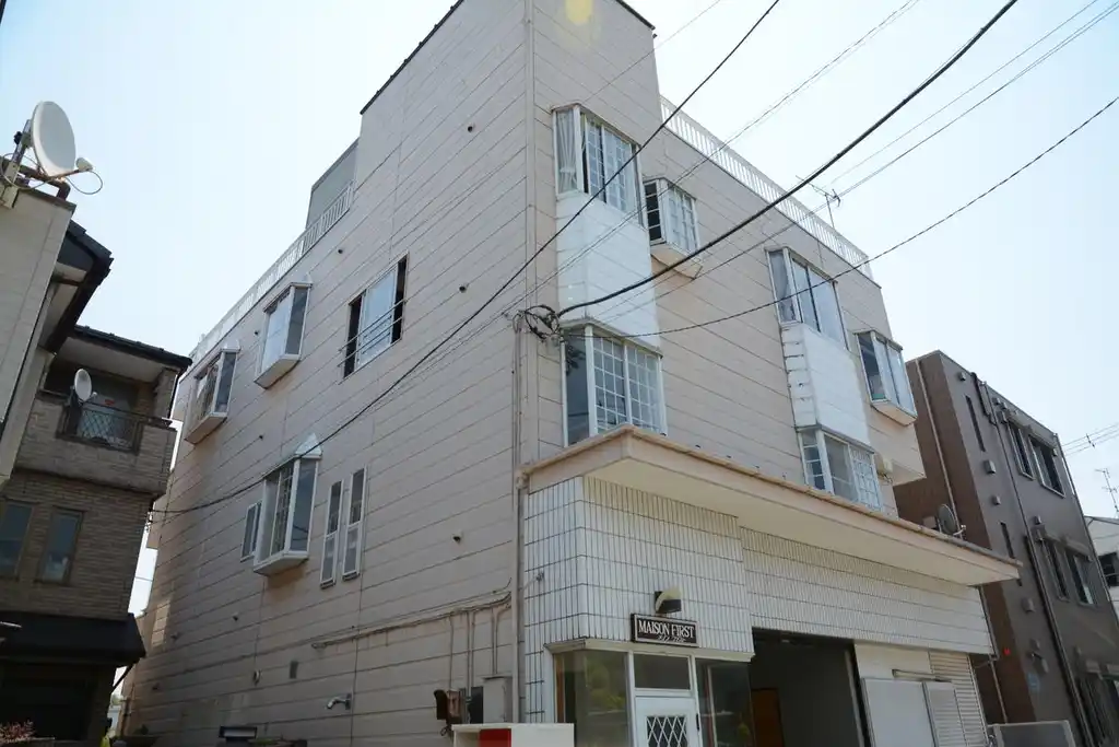 メゾンファースト 外観