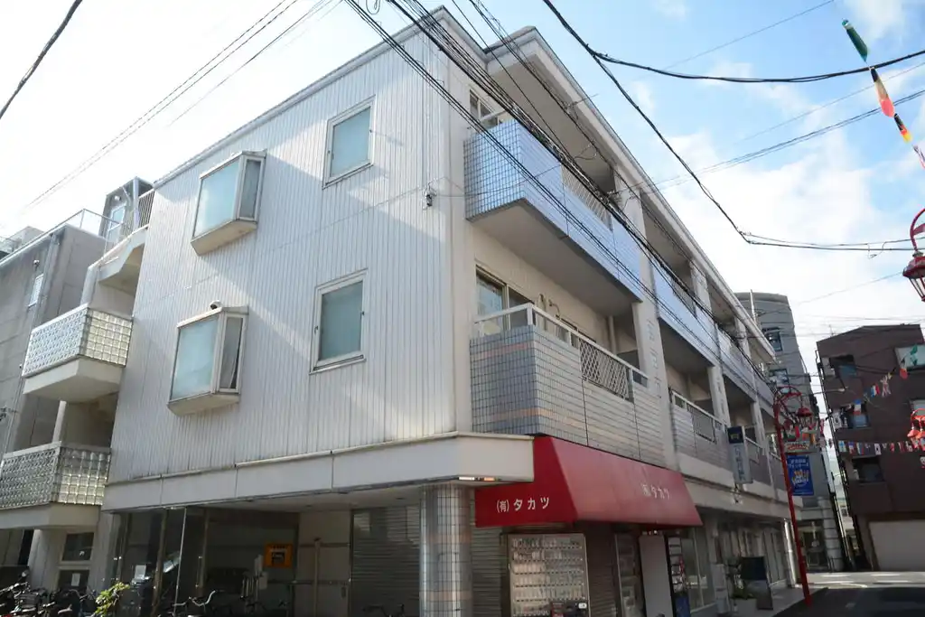 タカツホームズ 外観