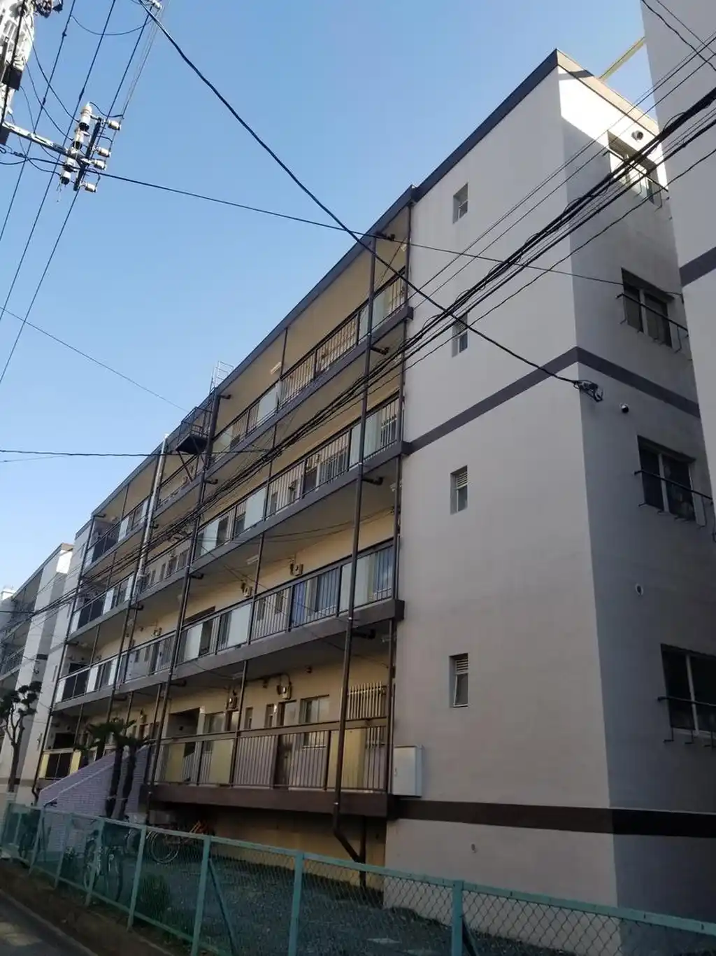 中銀青木公園団地3号館 外観