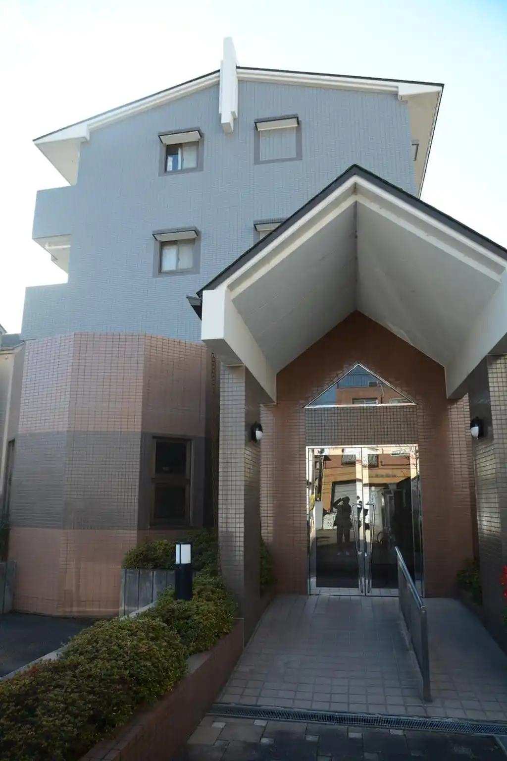 グランドゥール・ハル 外観