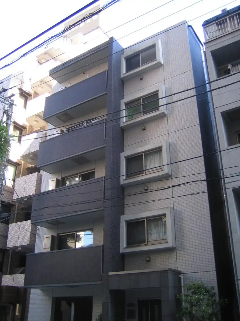 アーサクラスト横浜 外観