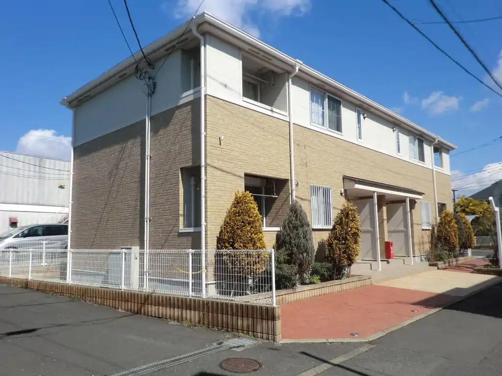 ベニース・エム・ショウナン 外観