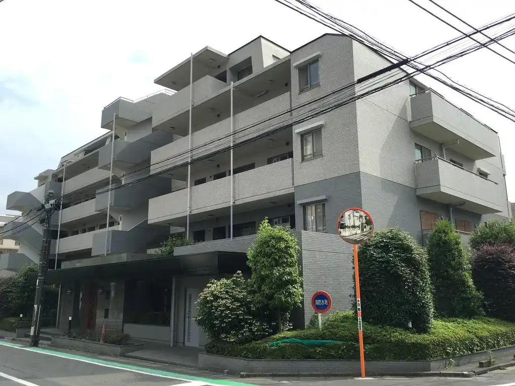 リーベスト弦巻 外観