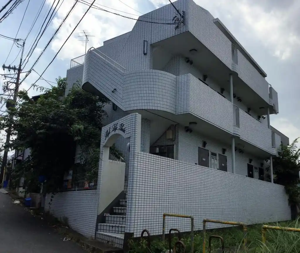 ハイライフ生田 外観