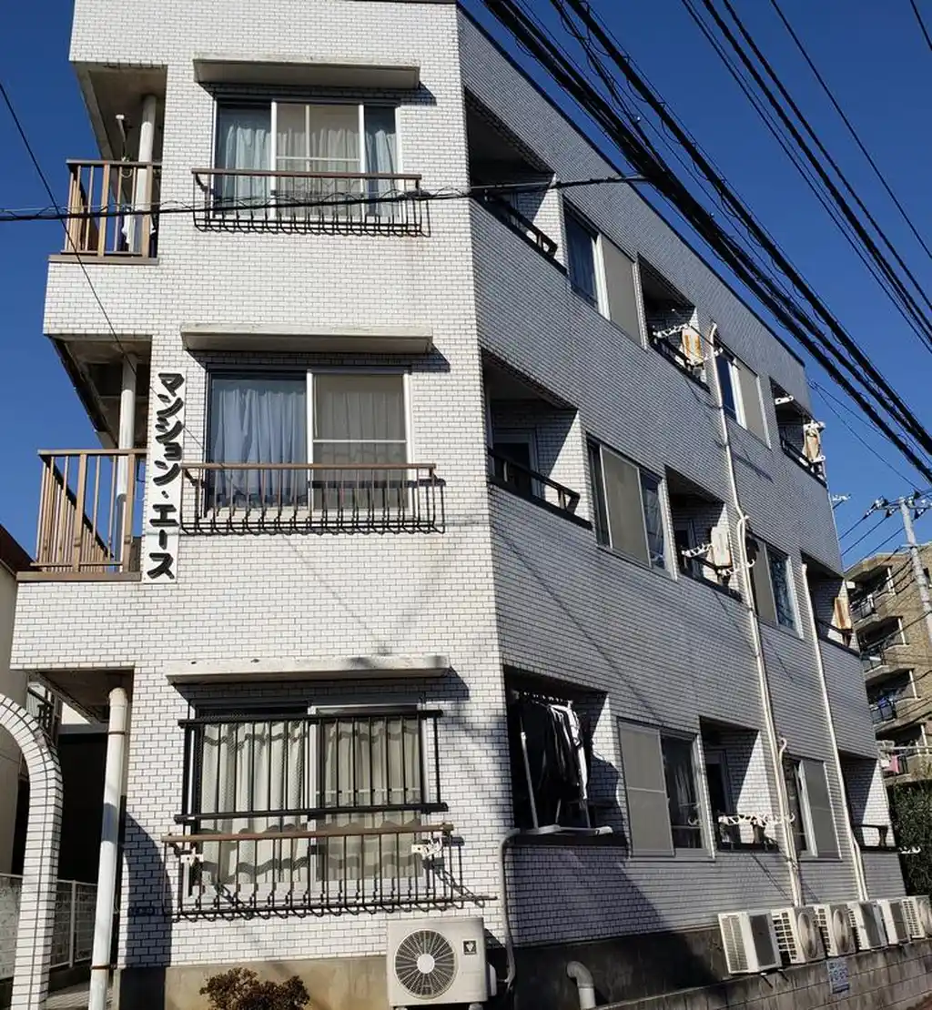 マンションエース 外観