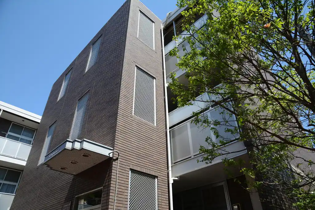 レオパレスアネックスグランドゥ 外観