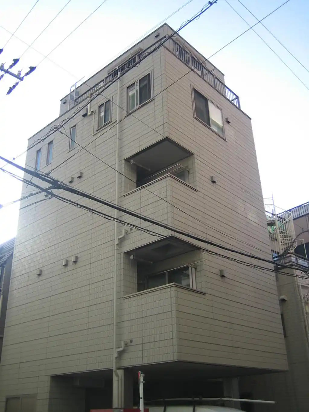リバレイン横濱 外観