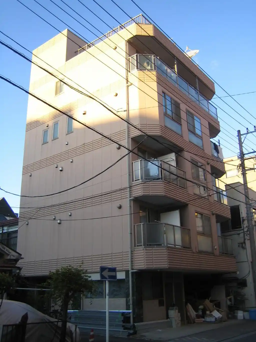 育栄ビル花之木町 外観