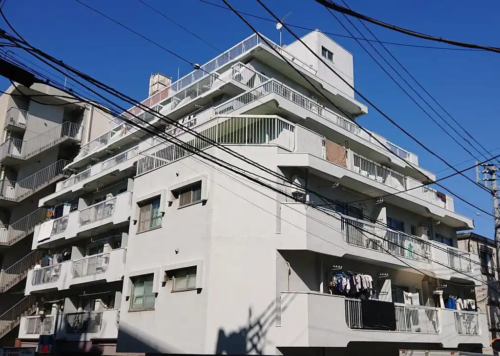 リライアンス湯立坂 外観