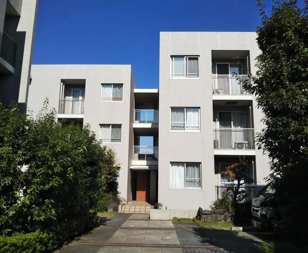 セントラルヒルツルミノース 外観