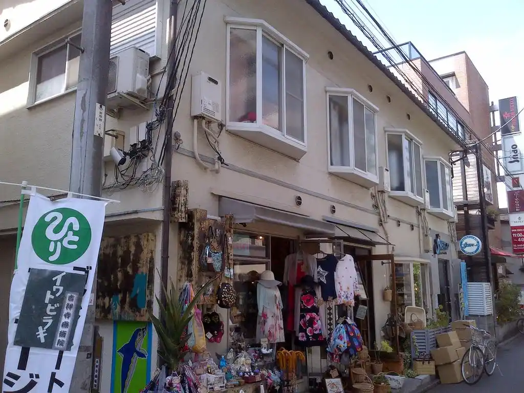 プレイス 外観