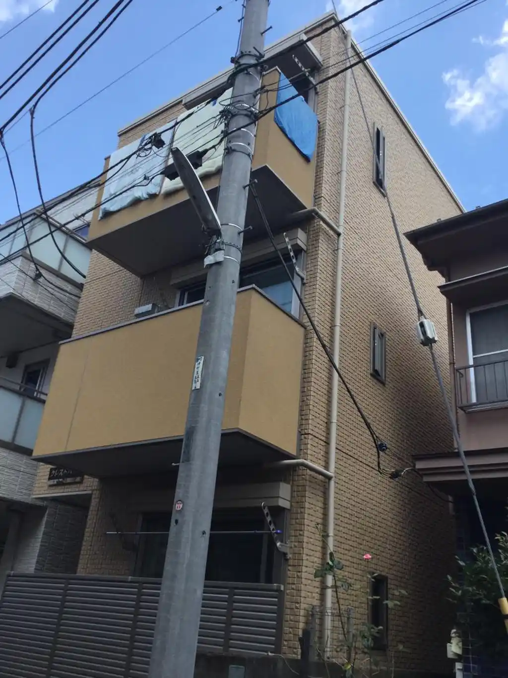 クレストハウス 外観