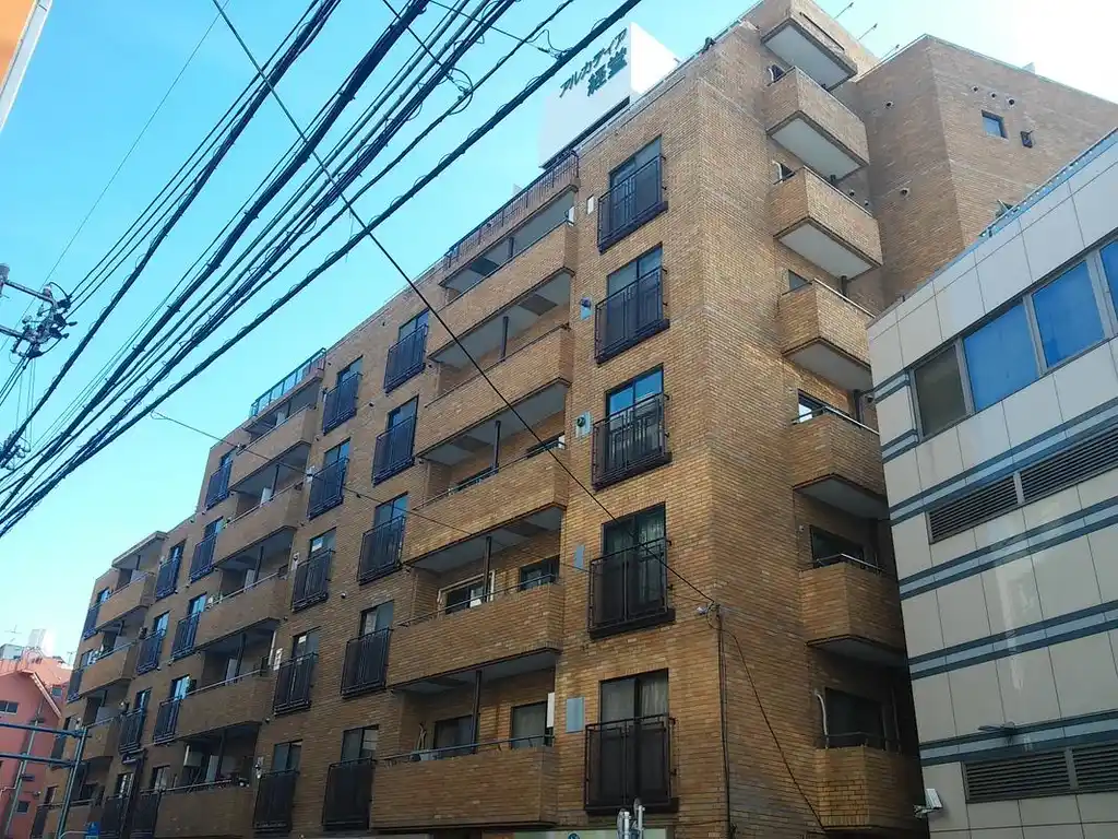 アルカディア経堂 外観