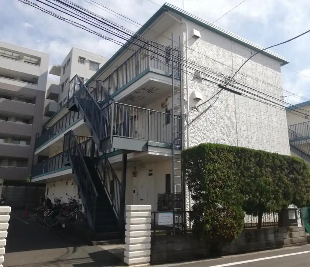 セラミックハイツ鶴見A 外観