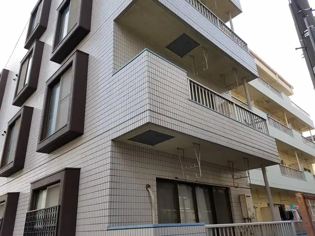 新海マンション 外観